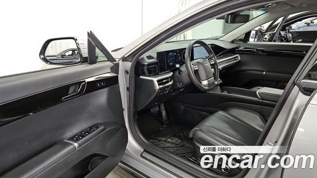 Hyundai Grandeur Hybrid 2023 — Photo 3/20