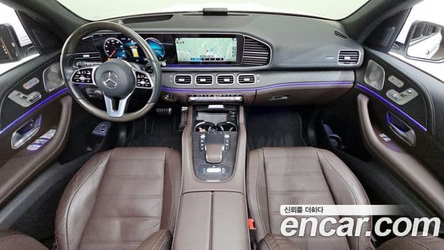 Mercedes-Benz GLS-Class 2022 — Photo 17/20