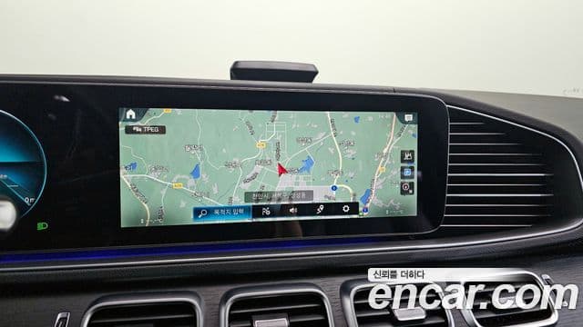 Mercedes-Benz GLS-Class 2022 — Photo 16/20