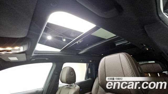Mercedes-Benz GLS-Class 2022 — Photo 6/20