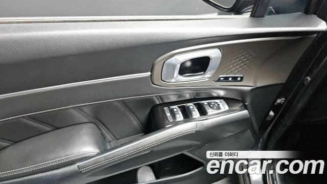 Kia Sorento 2021 — Şəkil 17/20