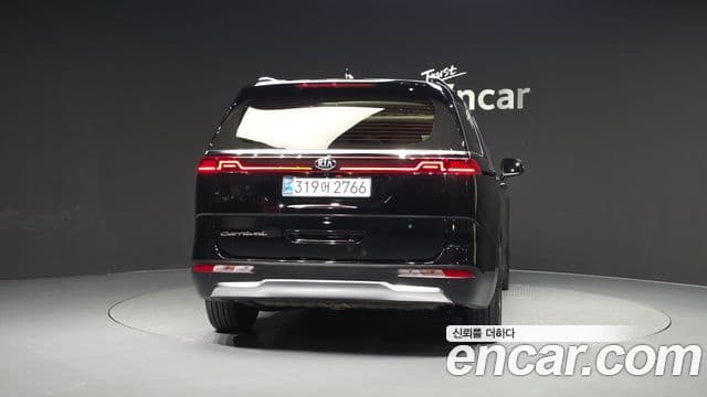Kia Carnival 2021 — Фото 4/20