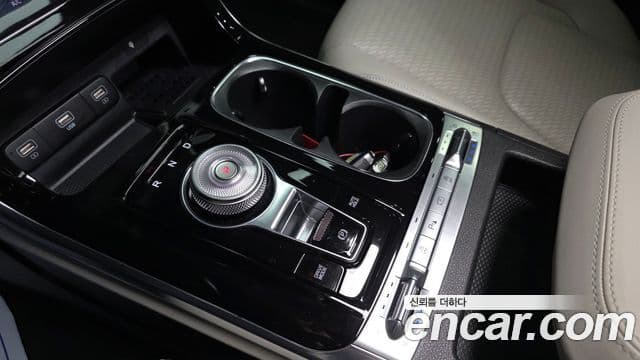 Kia Carnival 2021 — Фото 9/20