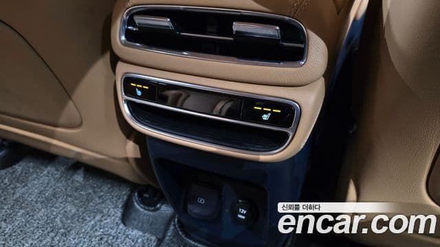Genesis GV80 2022 — Şəkil 18/20