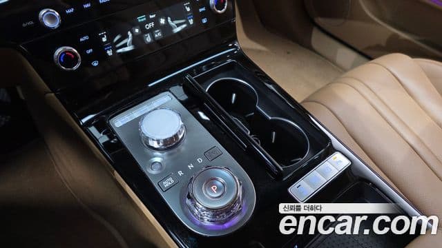 Genesis G80 2024 — Photo 12/20