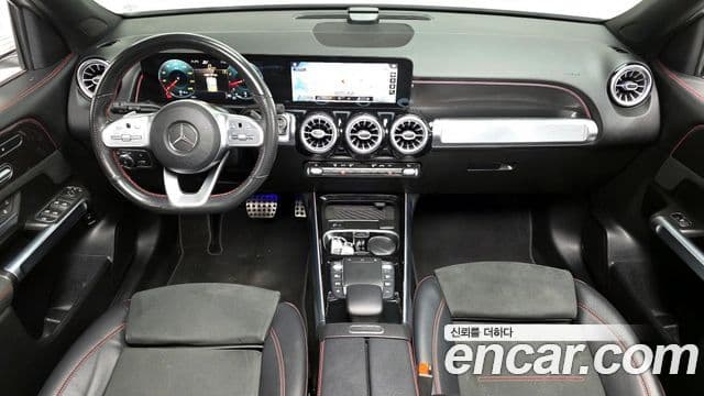 Mercedes-Benz GLB-Class 2021 — Şəkil 7/20