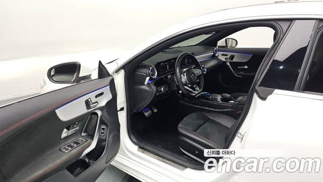 Mercedes-Benz CLA-Class 2023 — Photo 16/20