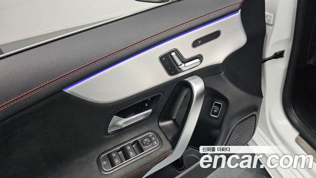 Mercedes-Benz CLA-Class 2023 — Photo 4/20