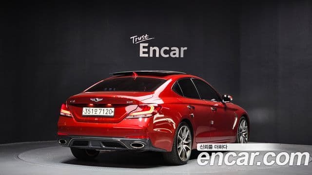 Genesis G70 2019 — Photo 4/20