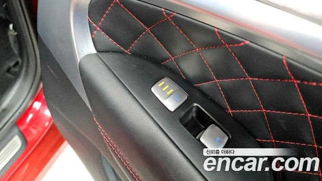 Genesis G70 2019 — Photo 11/20