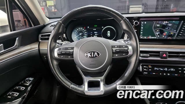 Kia K5 2020 — Фото 13/20
