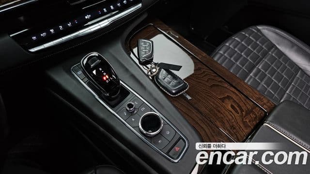 Cadillac Escalade 2022 — Şəkil 9/20