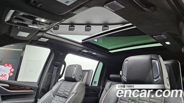 Cadillac Escalade 2022 — Şəkil 18/20