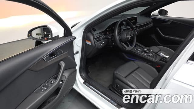 Audi A4 2019 — ფოტო 10/20