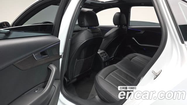 Audi A4 2019 — ფოტო 11/20