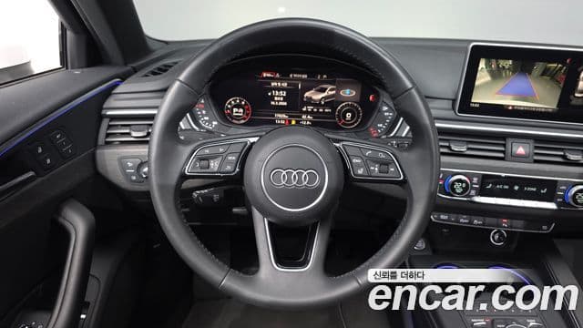Audi A4 2019 — ფოტო 14/20