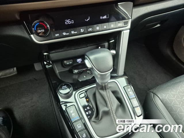 Kia Seltos 2021 — Şəkil 12/20