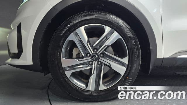 Kia Sorento 2020 — ფოტო 5/20