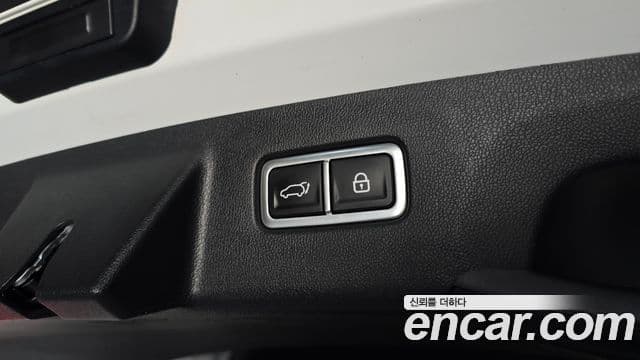 Kia Sorento 2020 — ფოტო 19/20