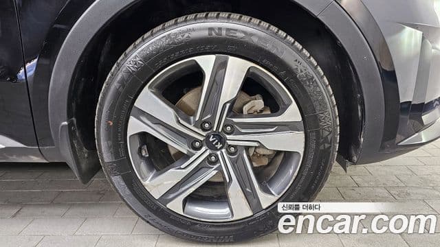 Kia Sorento 2020 — Фото 5/20