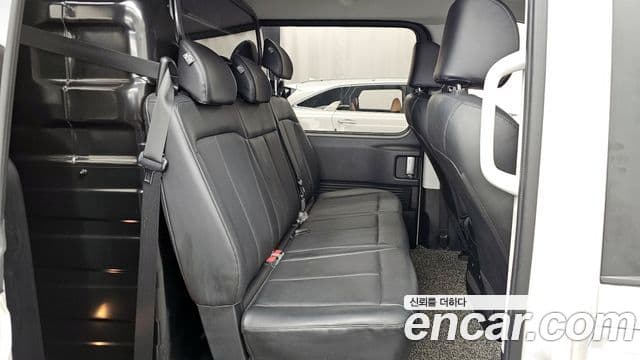 Hyundai Staria 2022 — ფოტო 12/20