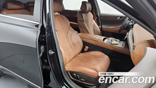 Genesis Electrified G80 2023 — ფოტო 10/20