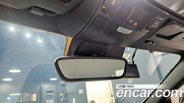 Mercedes-Benz SLC-Class 2018 — Şəkil 15/20