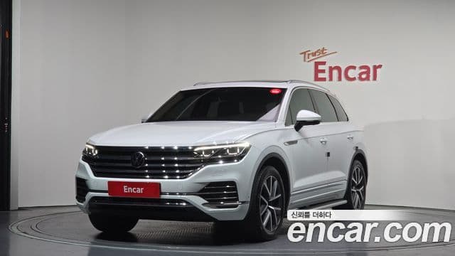 Volkswagen Touareg 2023 — Şəkil 20/20