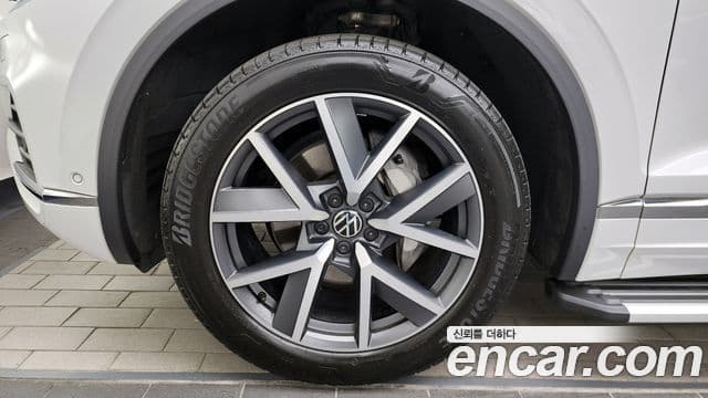 Volkswagen Touareg 2023 — Şəkil 4/20