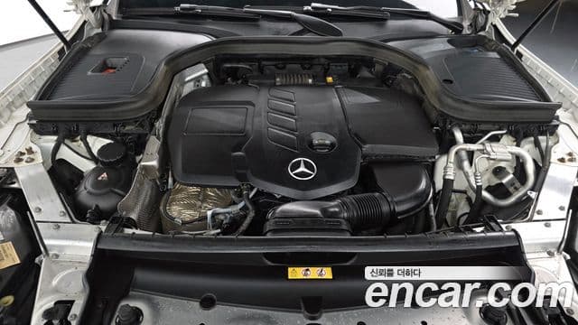 Mercedes-Benz GLC-Class 2021 — Şəkil 6/20