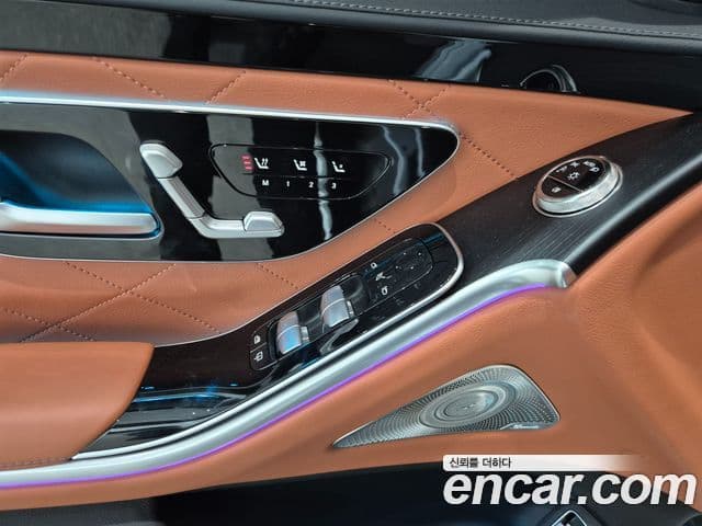 Mercedes-Benz S-Class 2025 — Photo 14/19