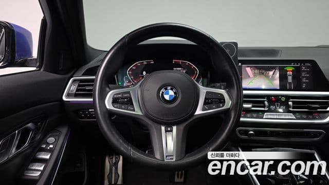 BMW 3 Series 2020 — ფოტო 14/20