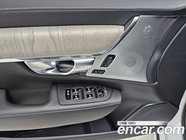 Volvo S90 2024 — ფოტო 17/20