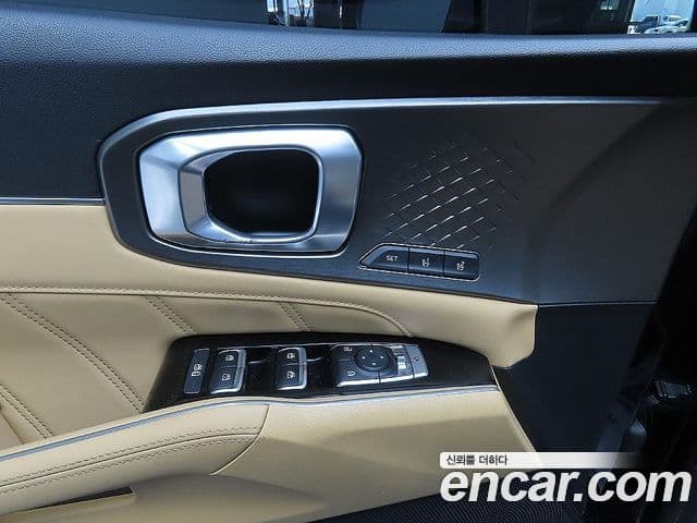 Kia Sorento 2021 — ფოტო 11/20