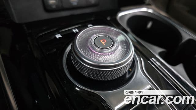 Kia Carnival 2020 — Şəkil 9/20
