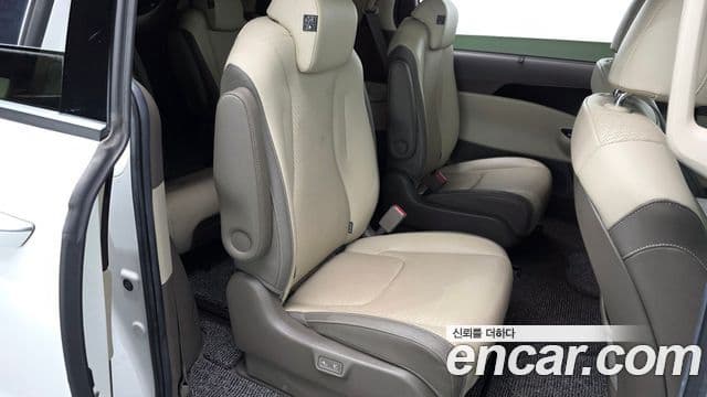 Kia Carnival 2020 — Şəkil 12/20