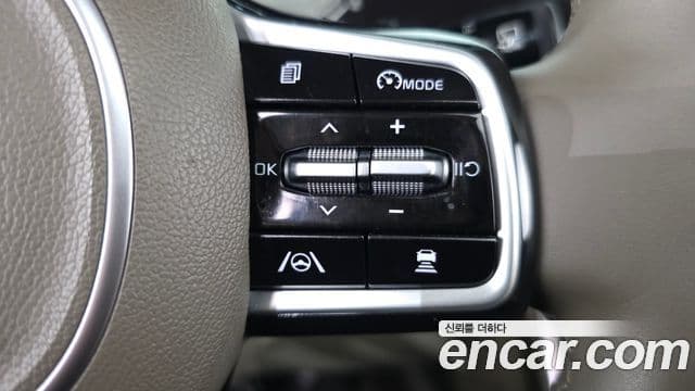 Kia Carnival 2020 — Şəkil 17/20
