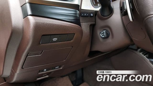 Lexus ES300h 2018 — ფოტო 16/20