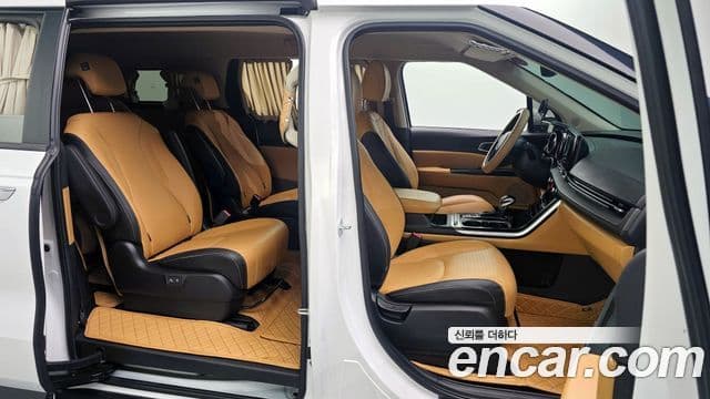 Kia Carnival 2021 — Şəkil 10/20