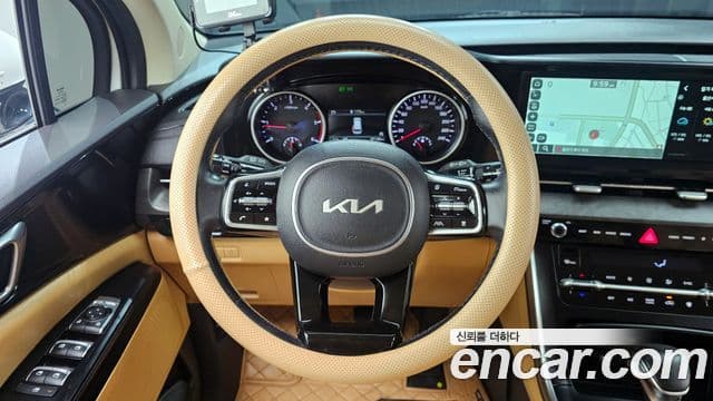 Kia Carnival 2021 — Şəkil 13/20