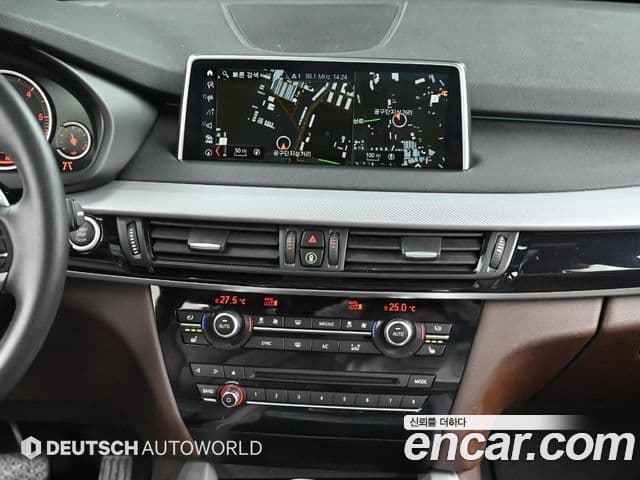 BMW X5 2018 — Photo 7/20