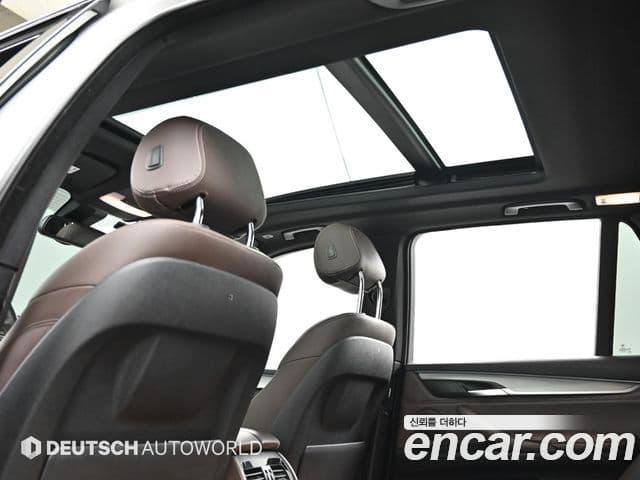 BMW X5 2018 — Photo 11/20