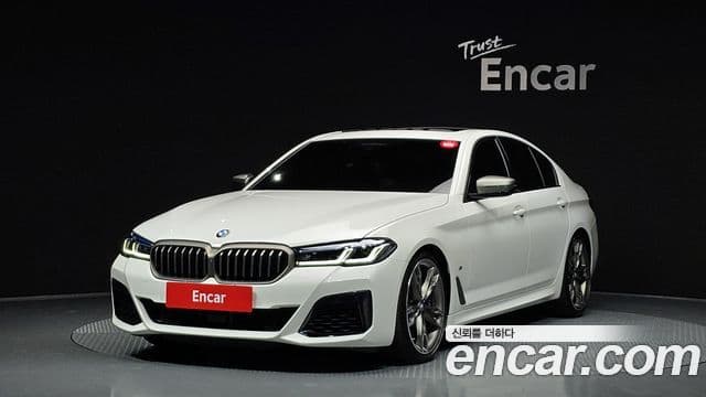 BMW 5 Series 2022 — Şəkil 1/20