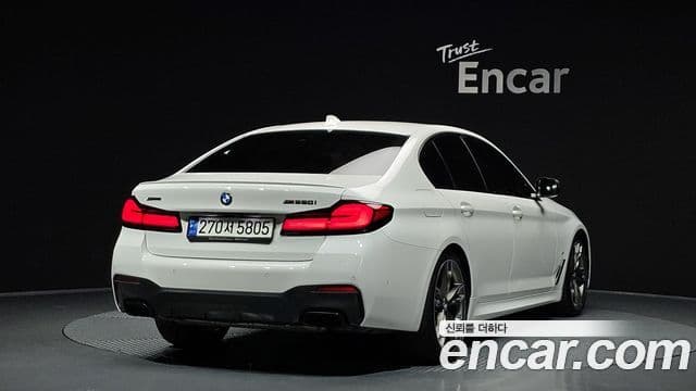 BMW 5 Series 2022 — Şəkil 2/20