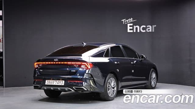 Kia K5 2021 — Şəkil 2/20