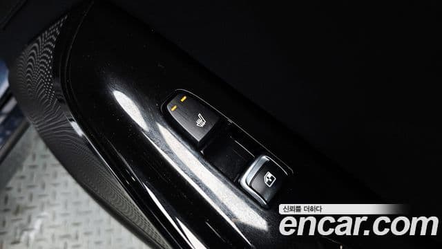 Kia K5 2021 — Şəkil 18/20