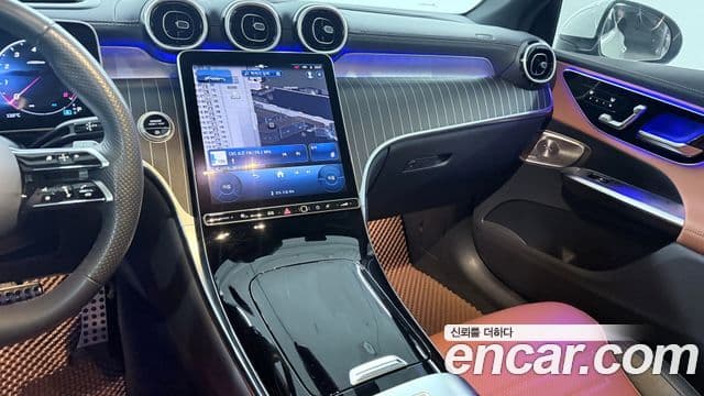 Mercedes-Benz GLC-Class 2024 — Фото 13/20