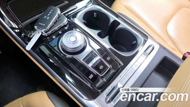 Kia Carnival 2021 — Şəkil 9/20