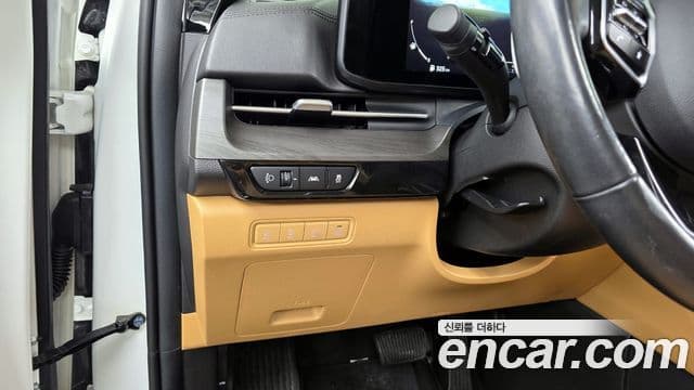 Kia Carnival 2021 — Şəkil 16/20