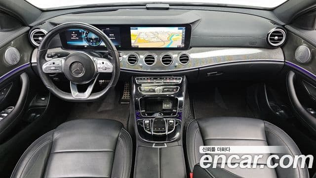 Mercedes-Benz E-Class 2019 — ფოტო 7/20
